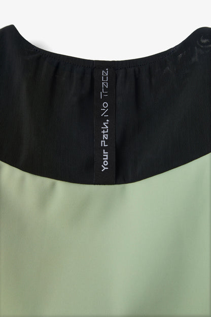 NNormal Women Trail Crop Top 02 W Green  by Nnormal