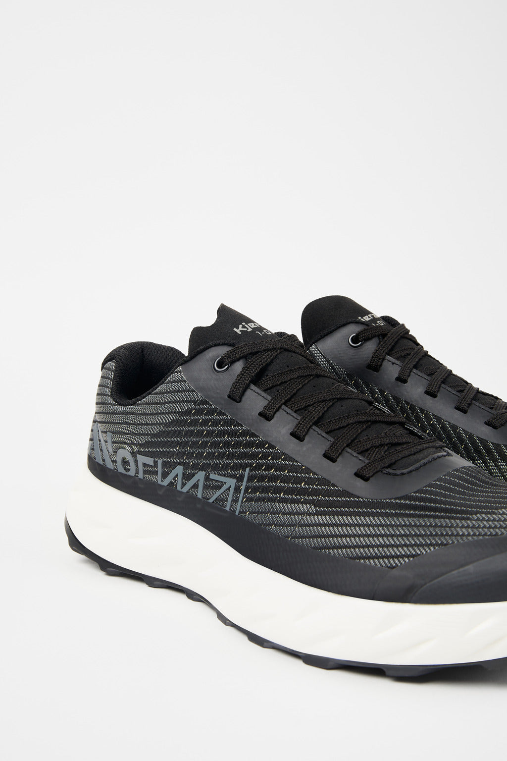 NNormal Men Kjerag 01 Black/Grey  by Nnormal